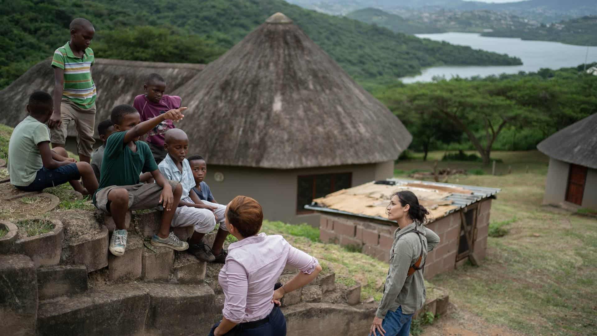 Kim Engelbrecht Plays Reyka And Thando Thabethe Plays Nandi In M Net's REYKA S1.....